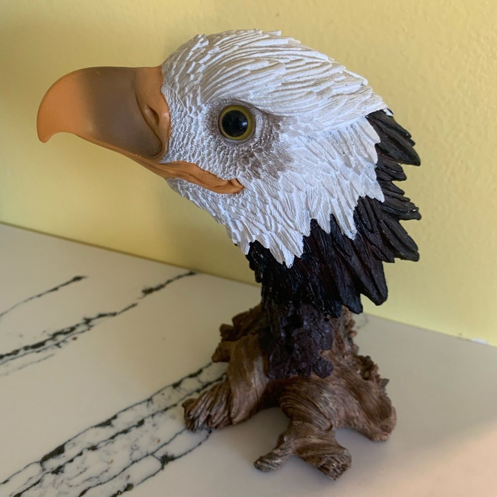 White and Brown Bald Eagle Sculpture Art Herco